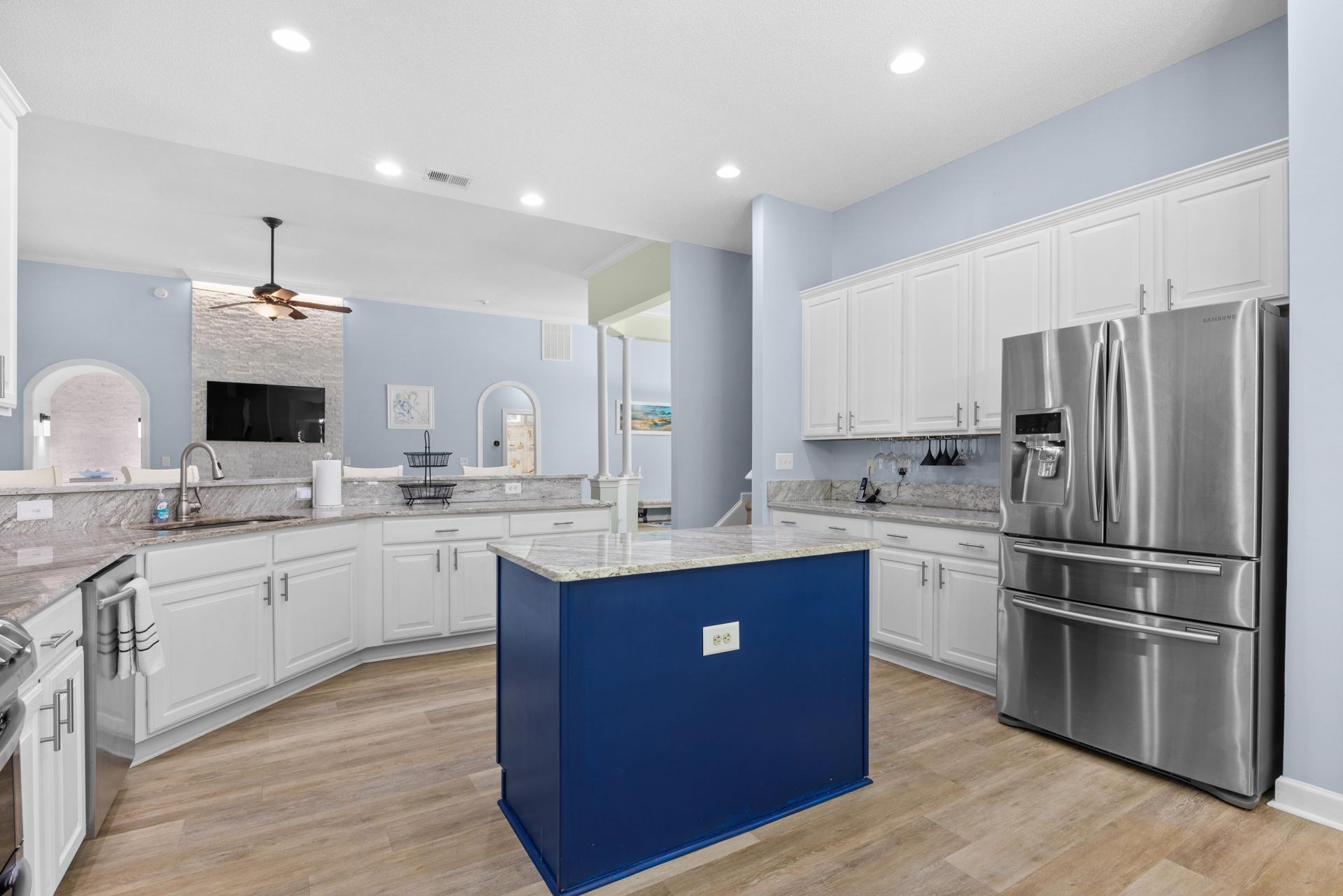 4602 Marsh Creek Dr. Photo 18