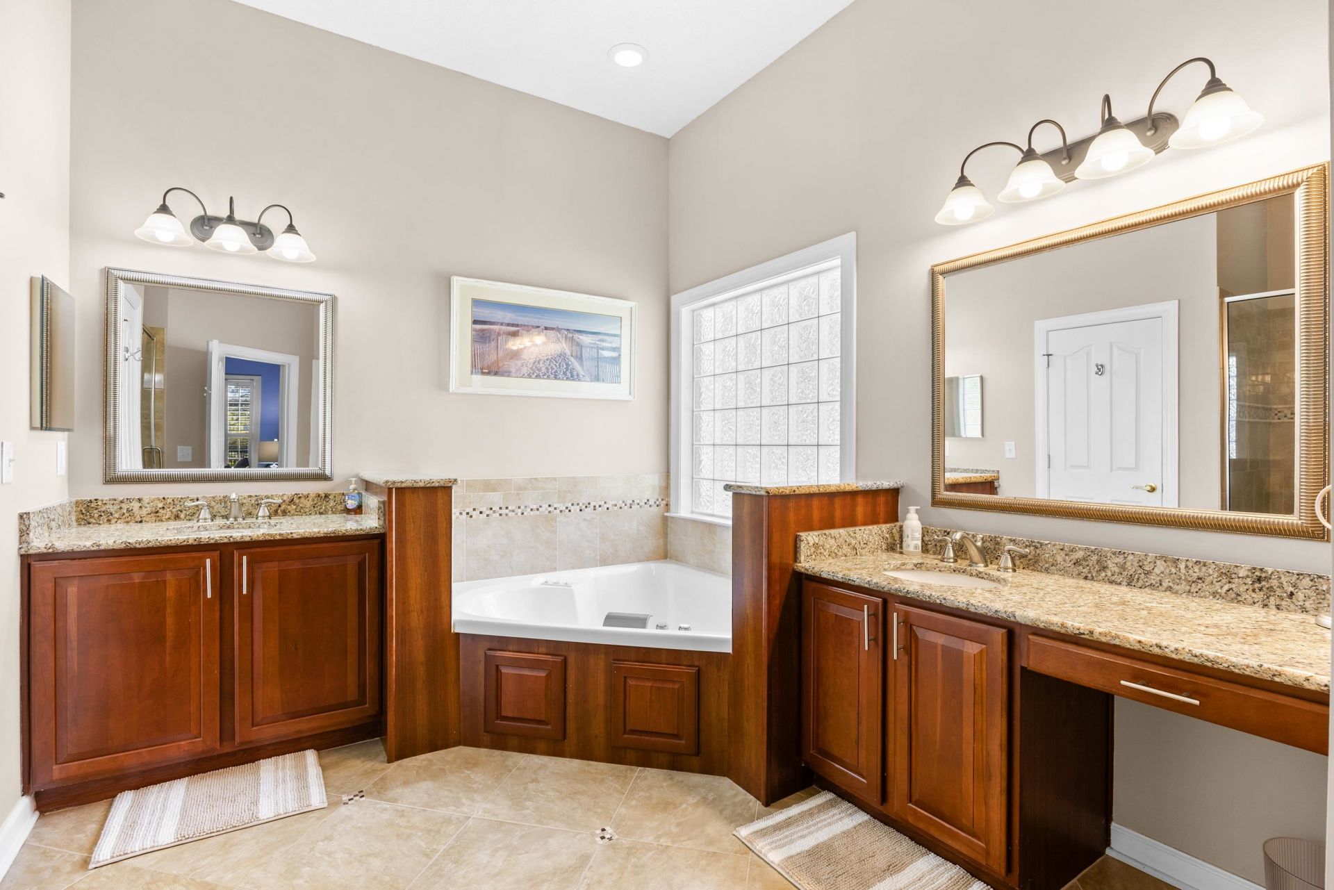 4602 Marsh Creek Dr. Photo 33