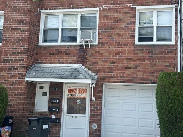 8354 265th Street , Glen Oaks, NY 11004