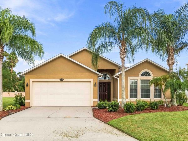 1988 Snapdragon Drive NW, Palm Bay, FL 32907