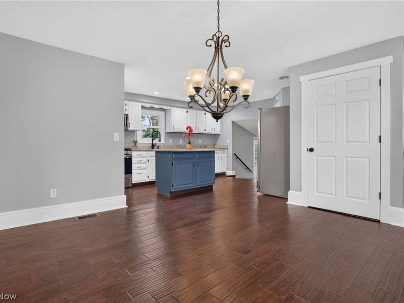 580 Park Avenue, Amherst, OH 44001 Photo 23