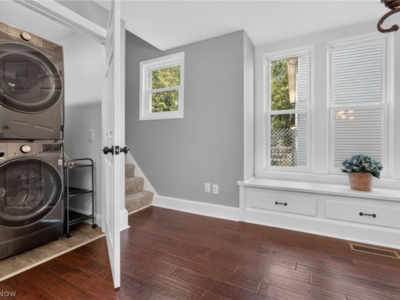 580 Park Avenue, Amherst, OH 44001 Photo 29