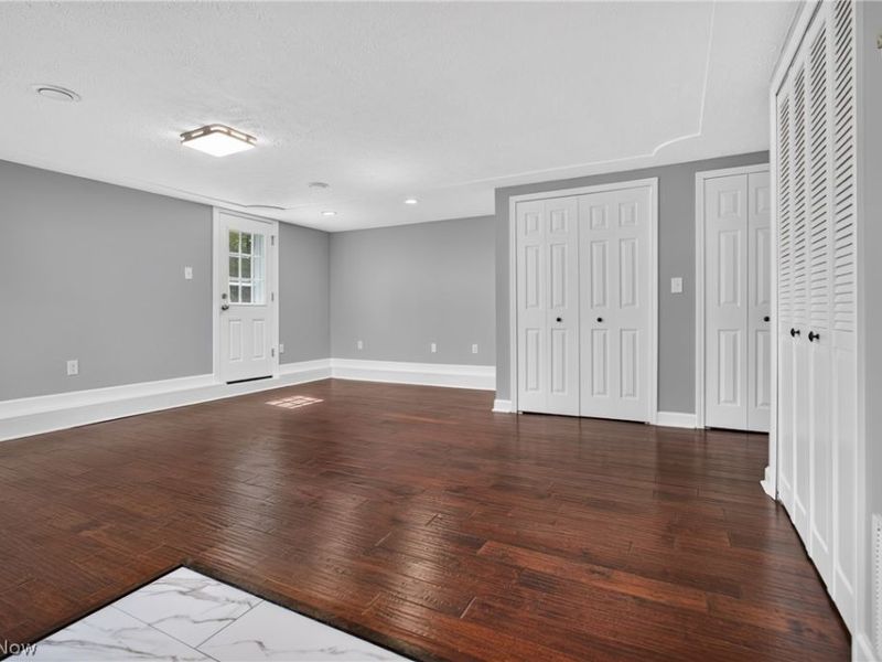 580 Park Avenue, Amherst, OH 44001 Photo 32
