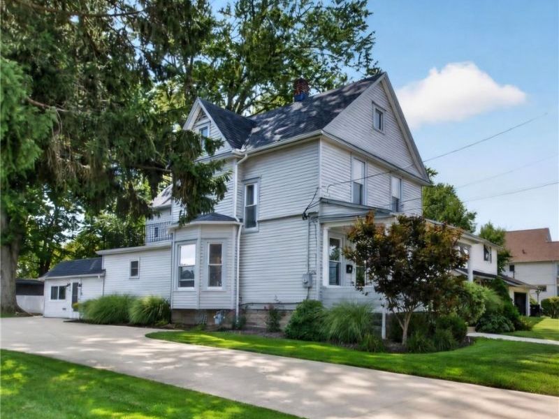580 Park Avenue, Amherst, OH 44001 Photo 4