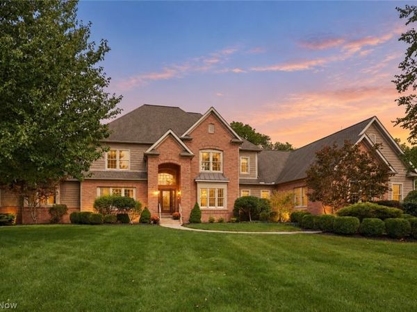 2227 Firestone Trace , Akron, OH 44333