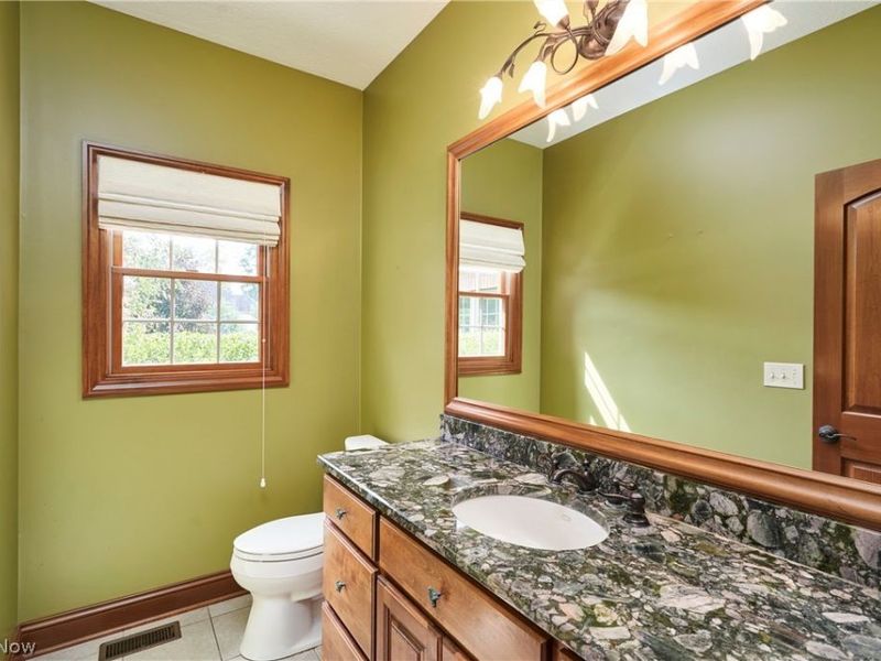 2227 Firestone Trace, Akron, OH 44333 Photo 19