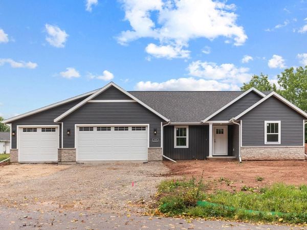 N9016 SOUTHTOWNE DRIVE, Menasha, WI 54952