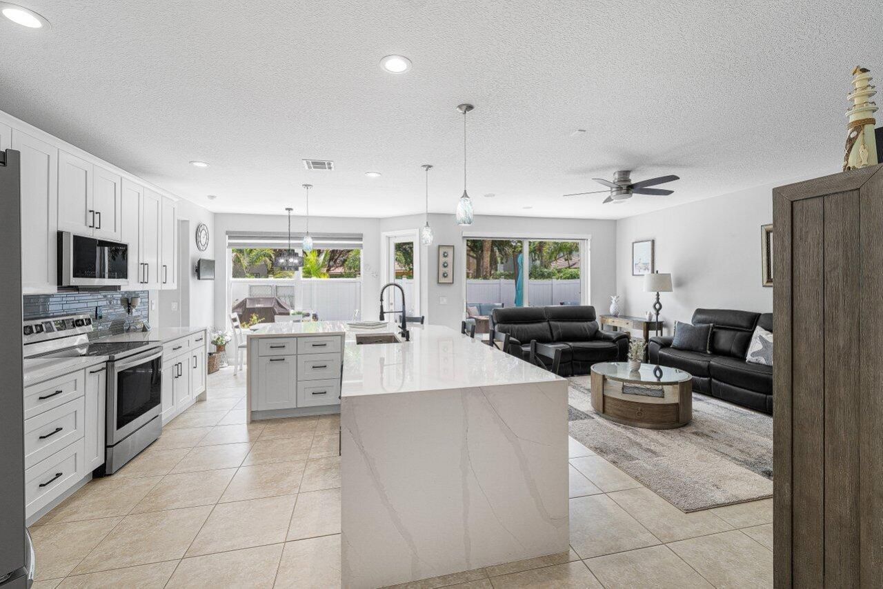 4756 S Classical Boulevard, Delray Beach, FL 33445 Photo