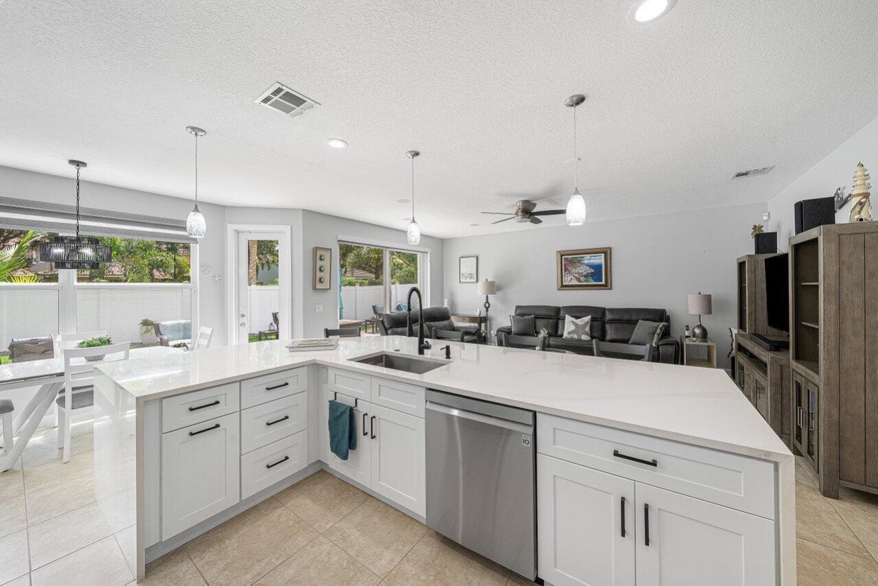 4756 S Classical Boulevard, Delray Beach, FL 33445 Photo