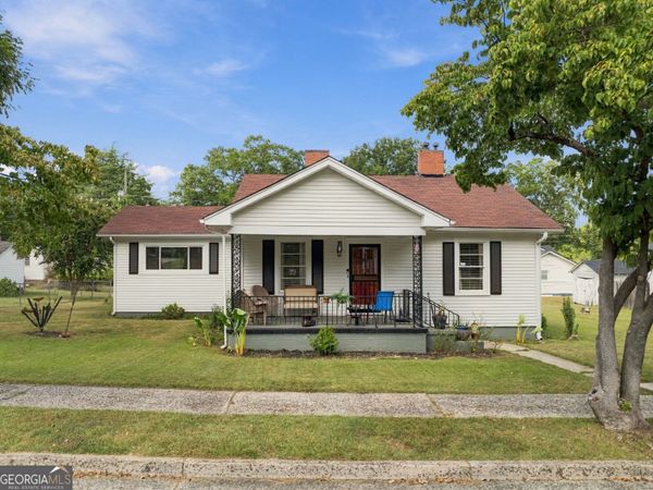 5 S 4th Street, Lindale, GA 30147