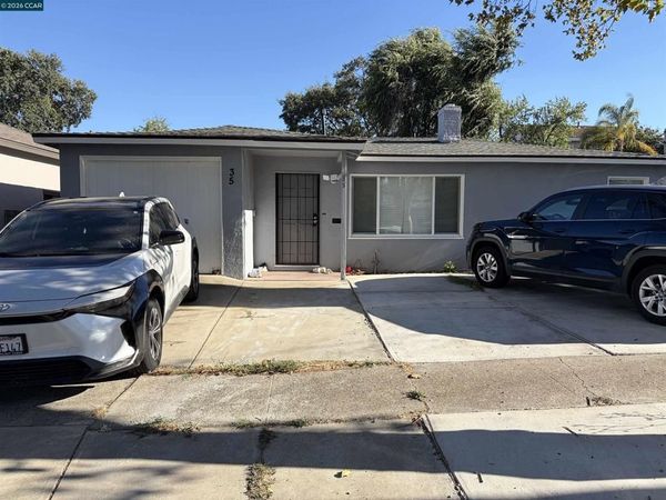 35 Lois Ave, Pittsburg, CA 94565