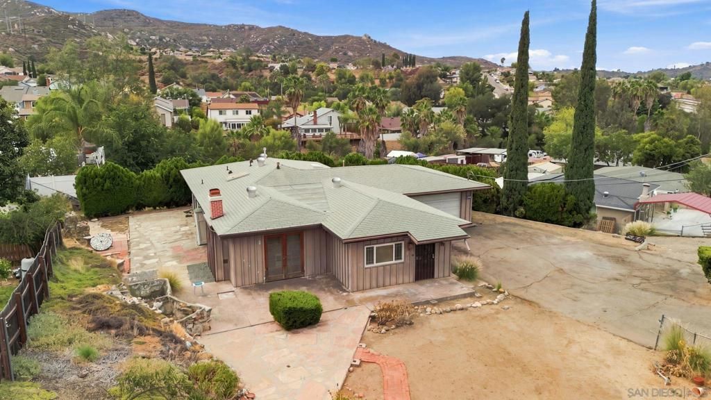 13749 Ridge Hill Rd, El Cajon, CA 92021 Main Photo