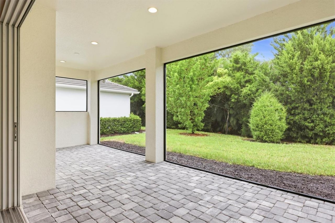 7717 Sandhill Lake Drive, Sarasota, FL 34241 Photo