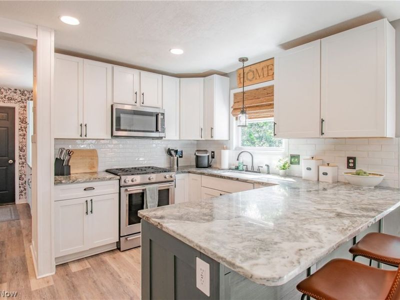 1387 Pendleton Avenue, Louisville, OH 44641 Photo 14