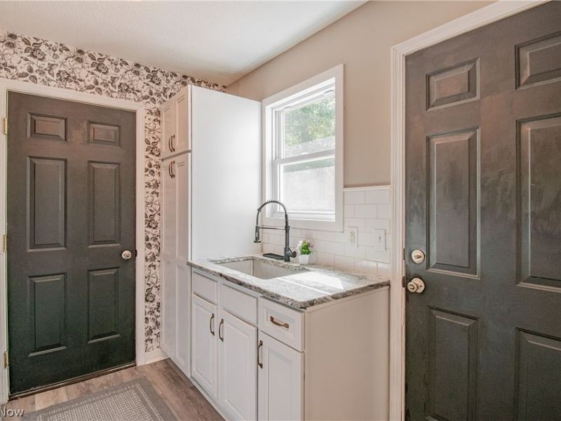 1387 Pendleton Avenue, Louisville, OH 44641 Photo 16