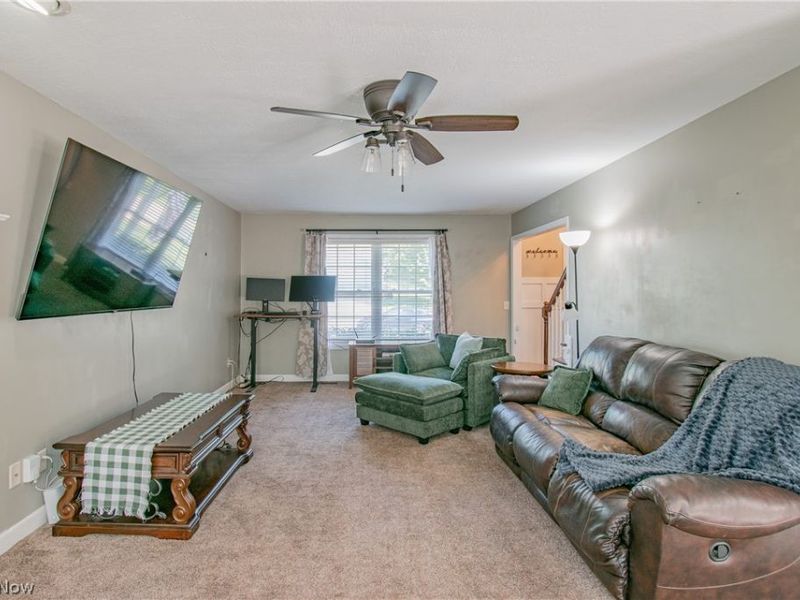 1387 Pendleton Avenue, Louisville, OH 44641 Photo 6