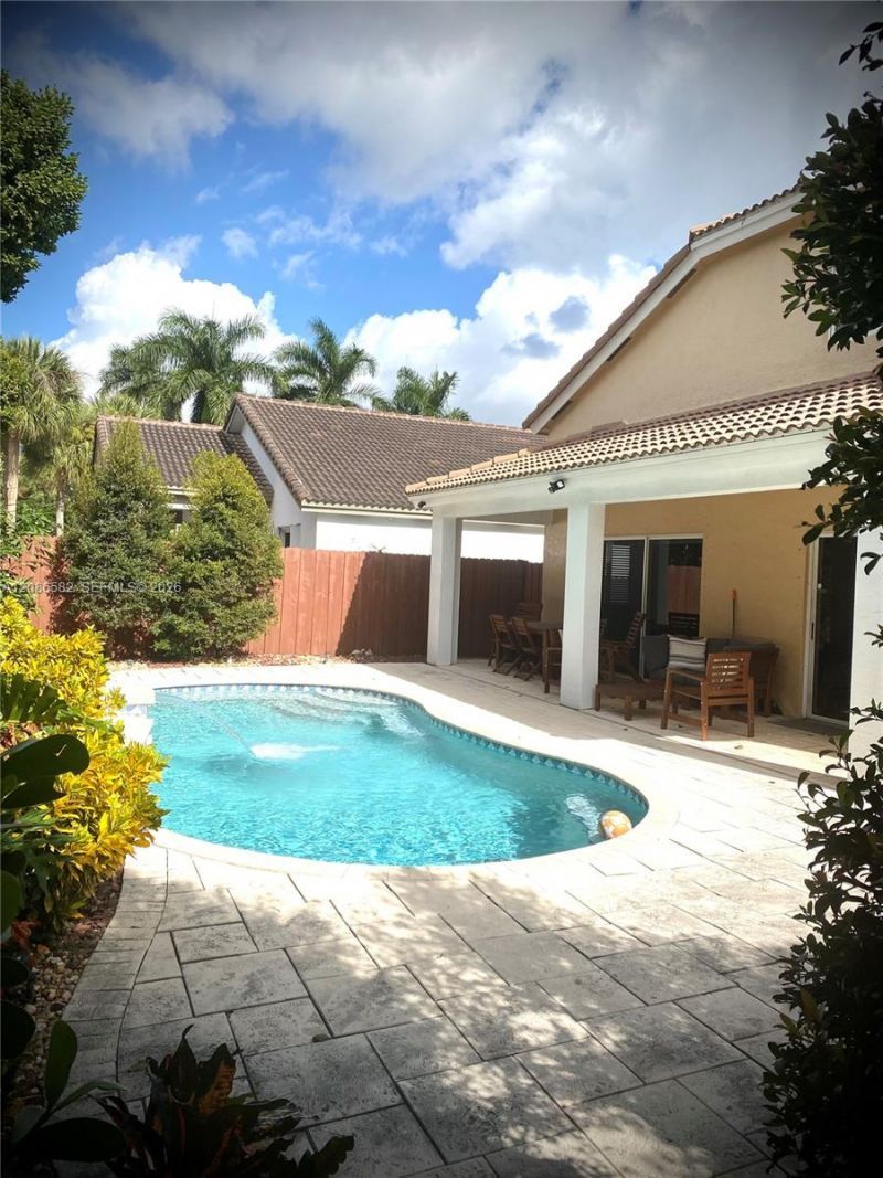 5344 NW 111th Ct, Doral, FL 33178 Photo