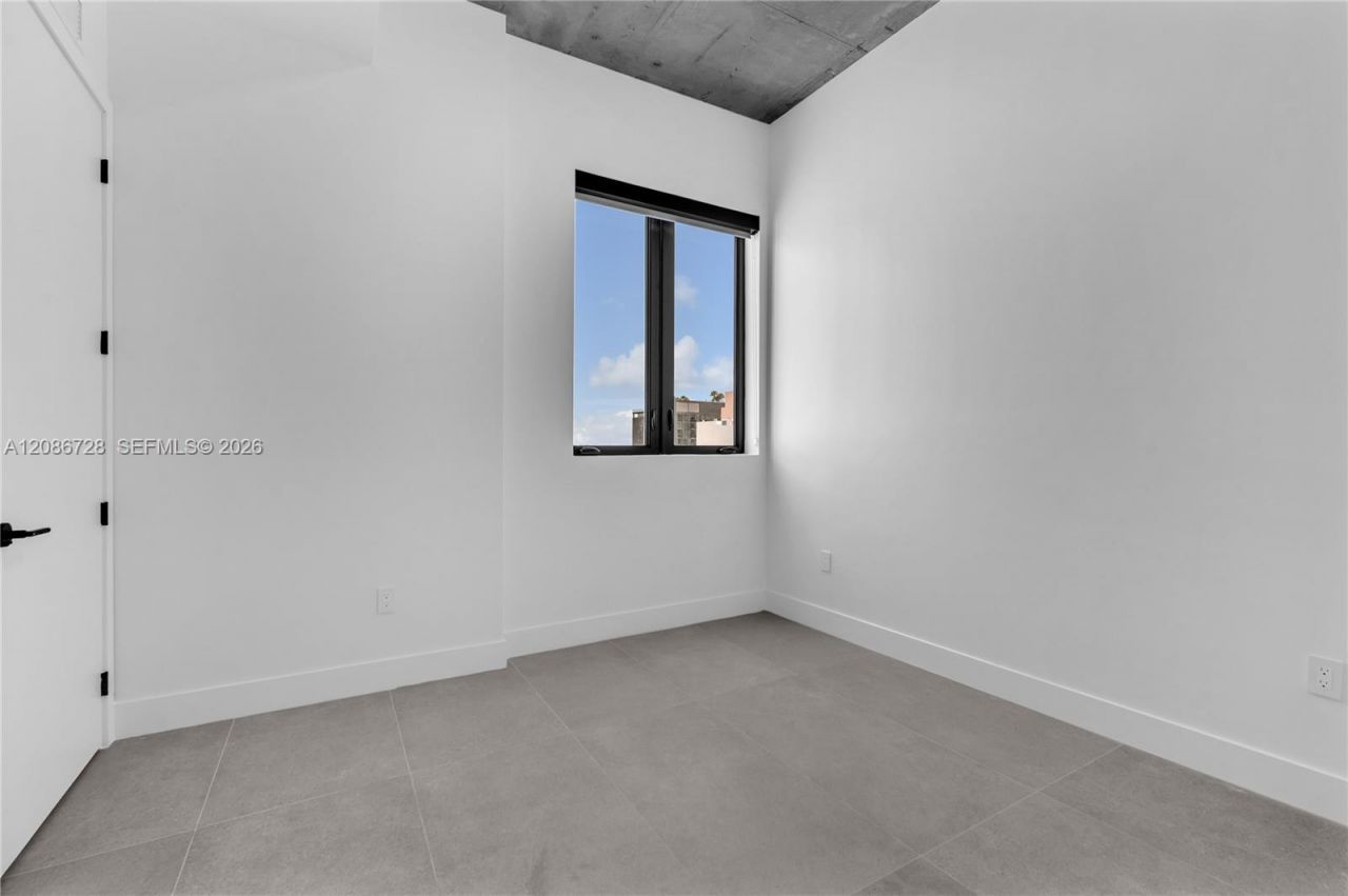 91 NW 27th St, Unit 403, Miami, FL 33127 Photo