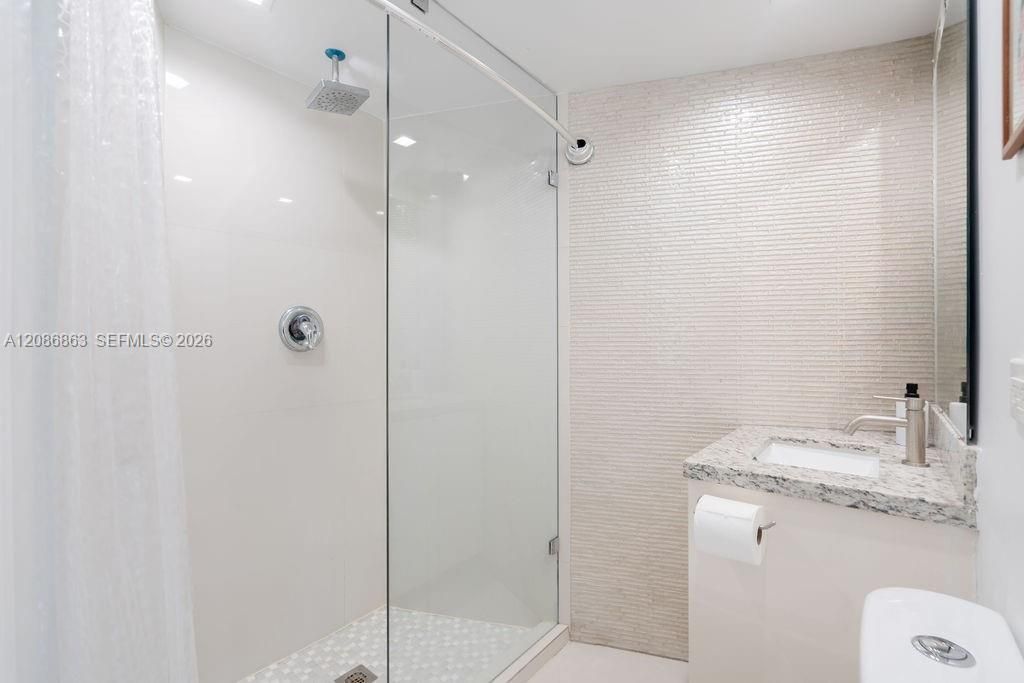 1881 Washington Ave, Unit 11D, Miami Beach, FL 33139 Photo