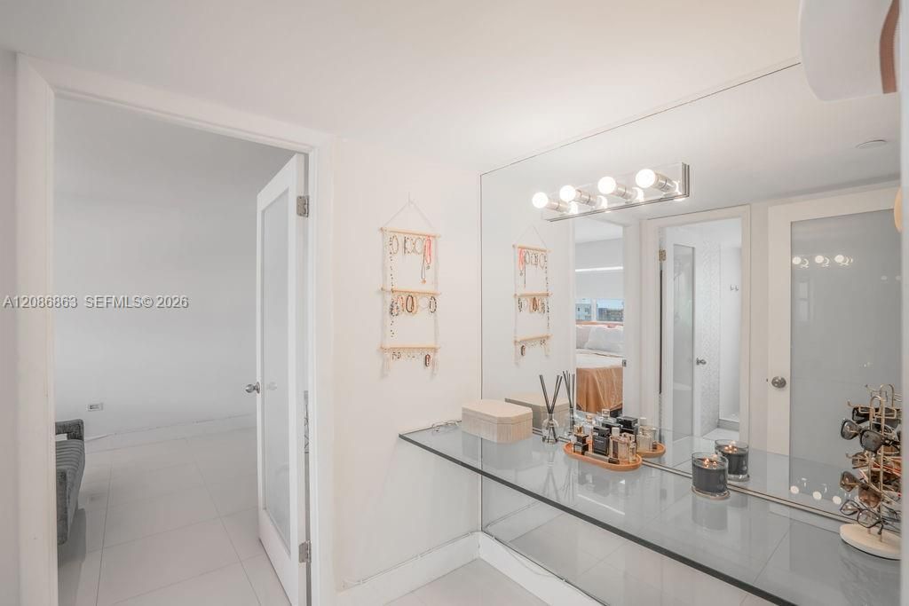 1881 Washington Ave, Unit 11D, Miami Beach, FL 33139 Photo