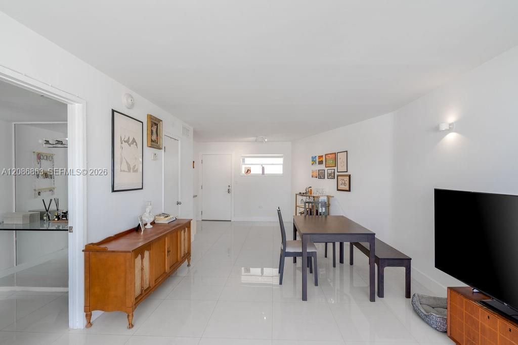 1881 Washington Ave, Unit 11D, Miami Beach, FL 33139 Photo