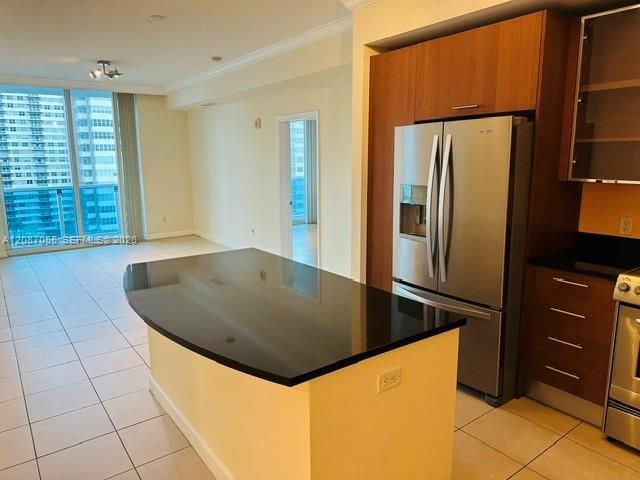 1945 S Ocean Dr, Unit 1103, Hallandale Beach, FL 33009 Photo