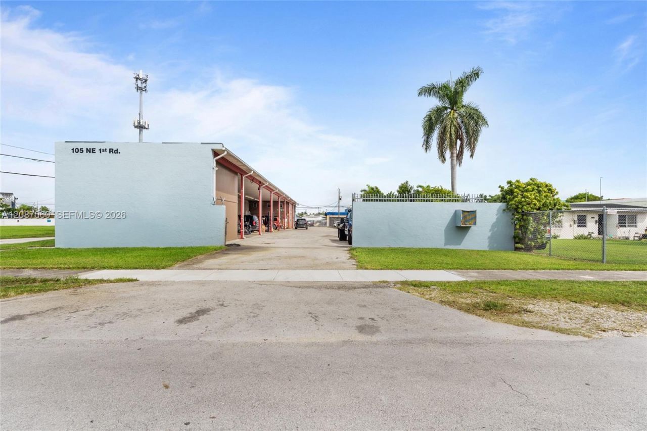 105 NE 1st Rd, Homestead, FL 33030 Photo