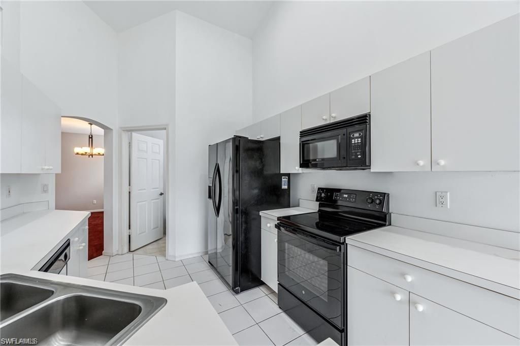 7768 Gardner Dr, Unit 202, Naples, FL 34109 Photo