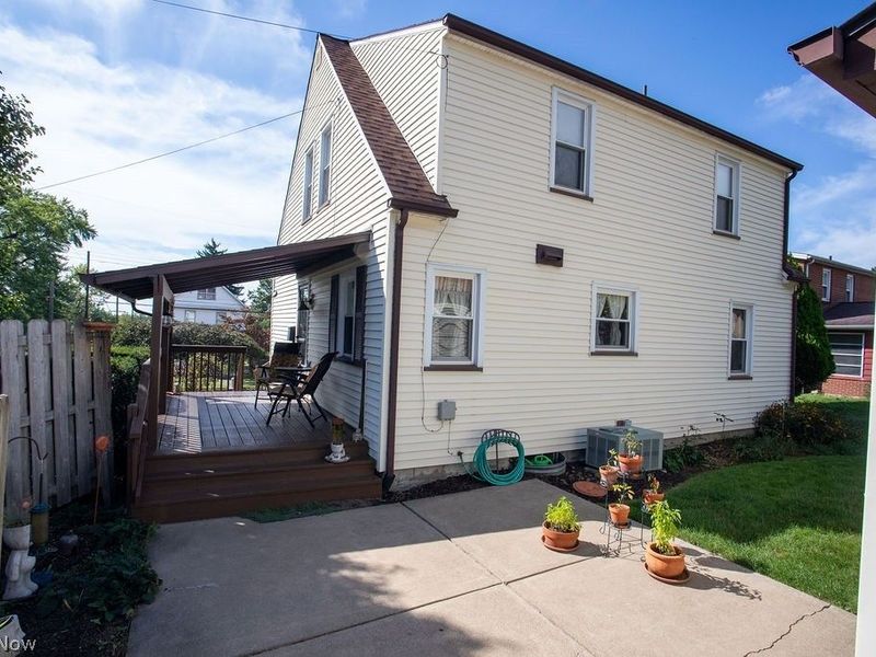 303 N Bentley Avenue, Niles, OH 44446 Photo 5