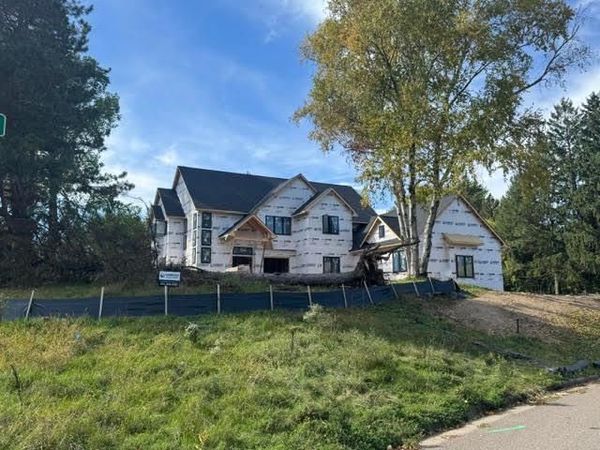 205 Deerwood Lane N, Plymouth, MN 55441