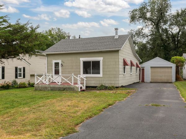 510 10th Avenue , Colona, IL 61241
