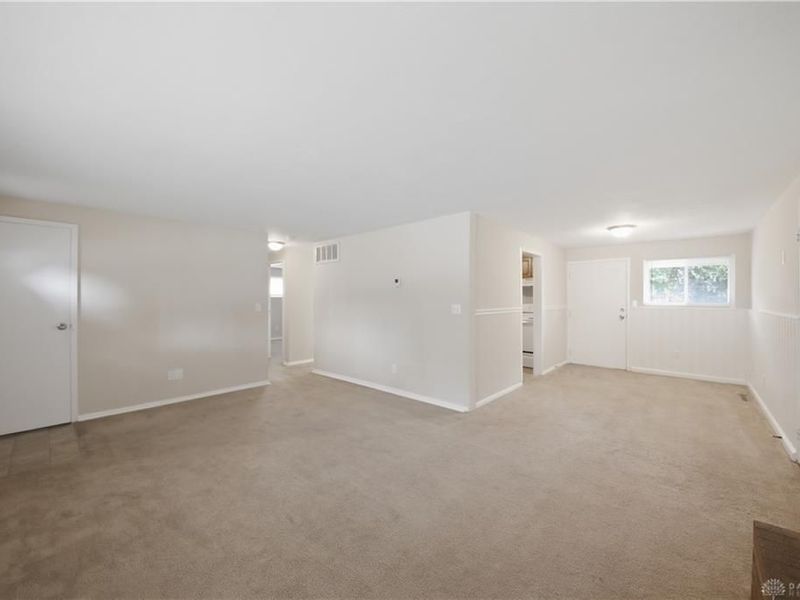 3894 Utica Drive, Dayton, OH 45439 Photo 3