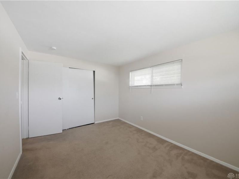 3894 Utica Drive, Dayton, OH 45439 Photo 5