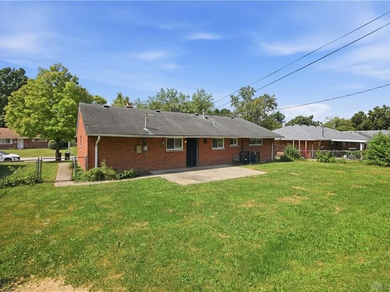 3894 Utica Drive, Dayton, OH 45439 Photo 6