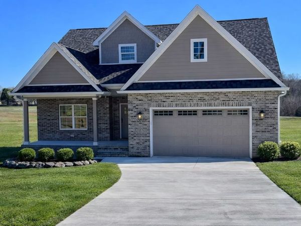 8184 Aedc Rd, Estill Springs, TN 37330