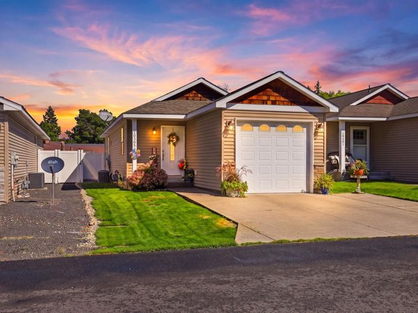 10305 E 5th Ln, Spokane Valley, WA 99206