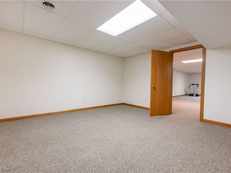 2705 Crooked Run Road NW, New Philadelphia, OH 44663 Photo 22