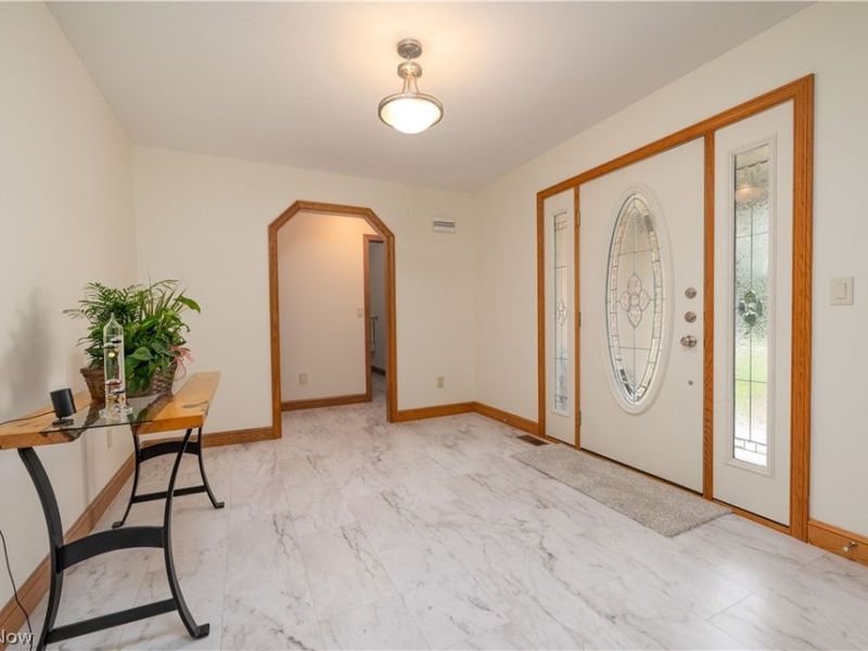 2705 Crooked Run Road NW, New Philadelphia, OH 44663 Photo 3
