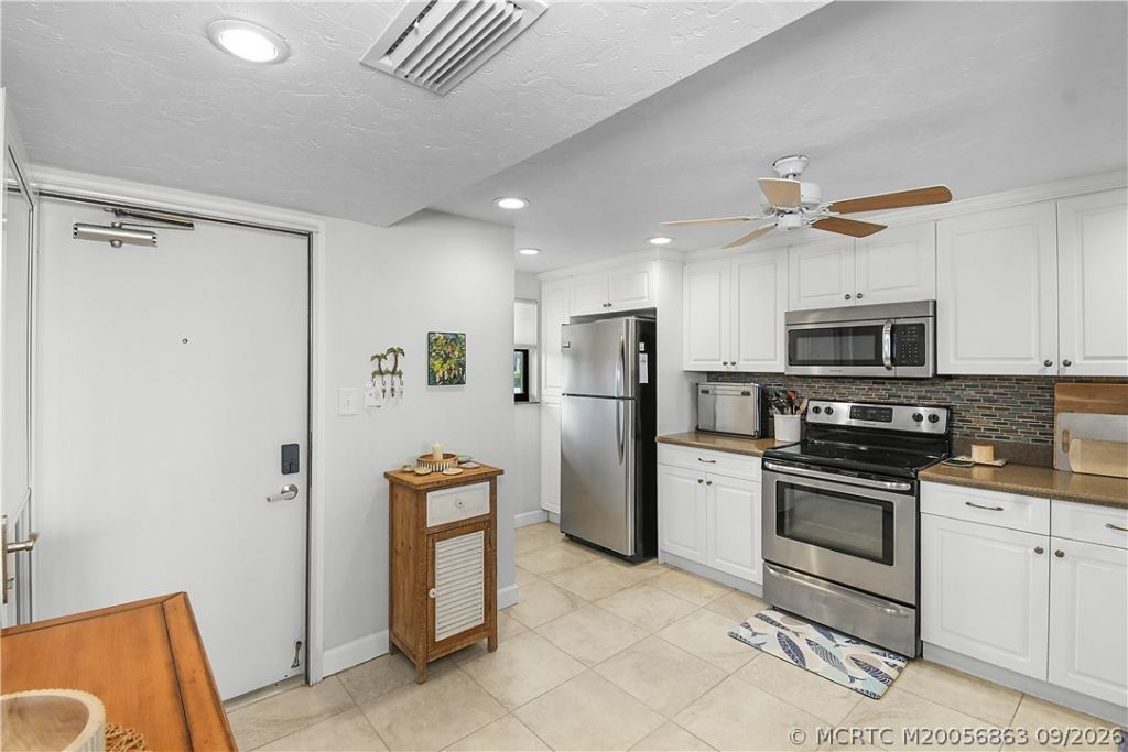 10200 S Ocean Drive, Unit 203, Jensen Beach, FL 34957 Photo