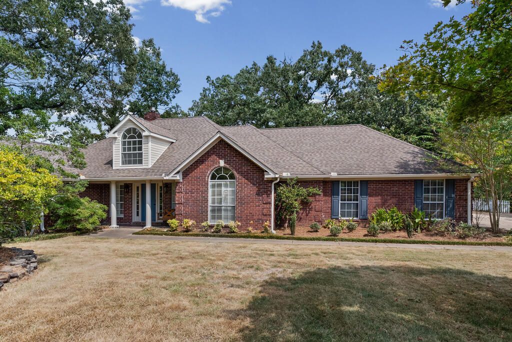 607 Royal Oaks Drive, Oxford, MS 38655 Main Photo
