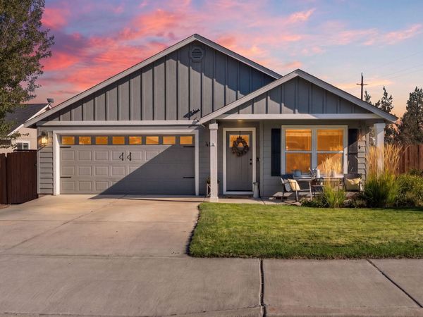 495 NE Spruce Court, Redmond, OR 97756