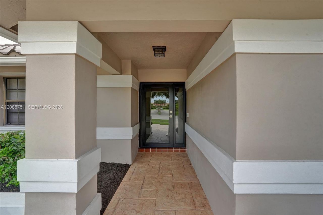 3001 Old Orchard Rd, Davie, FL 33328 Photo