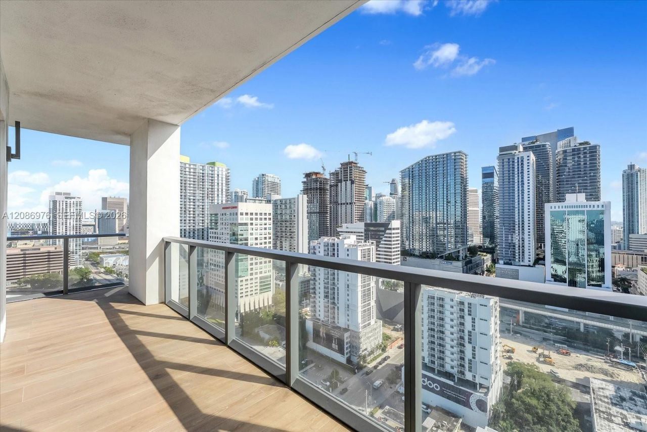 239 SW 9th St, Unit 1603, Miami, FL 33130 Photo