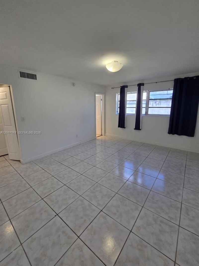 1885 NE 121st St, Unit 8, North Miami, FL 33181 Photo