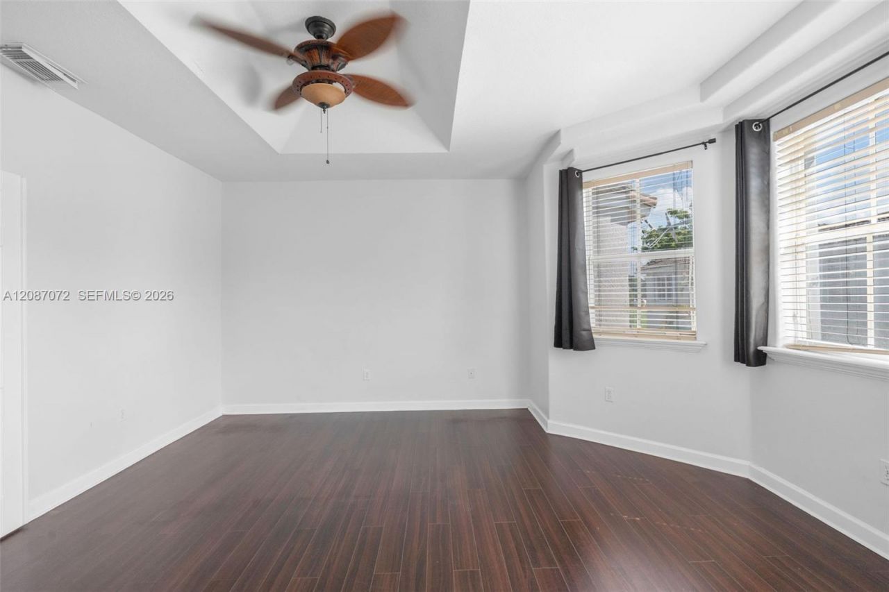 4873 NW 107th Path, Doral, FL 33178 Photo