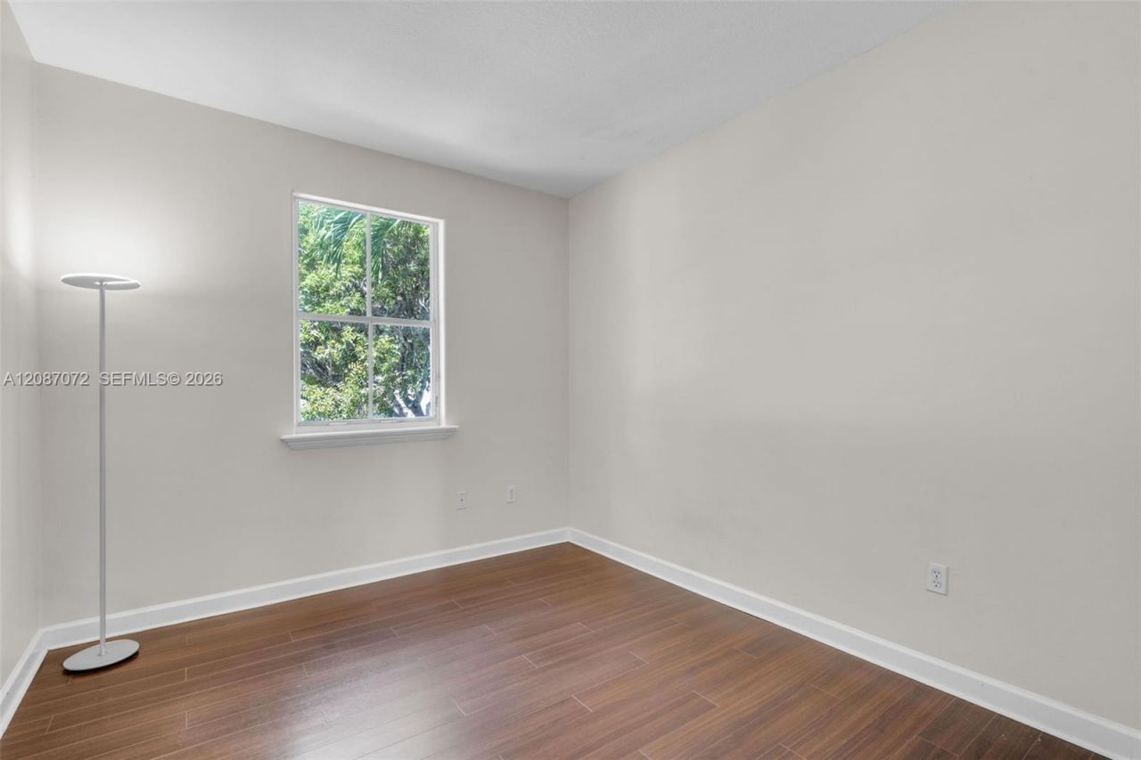 4873 NW 107th Path, Doral, FL 33178 Photo