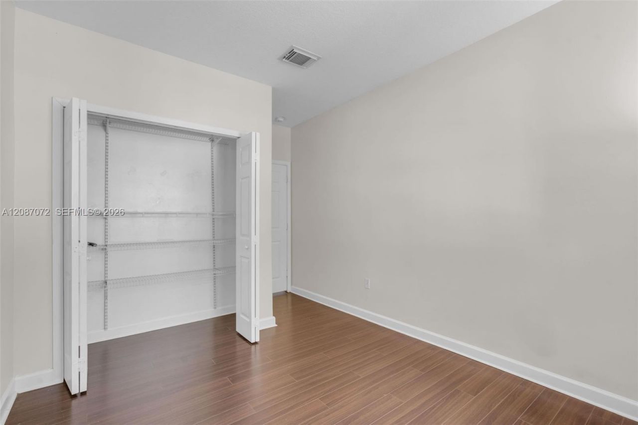 4873 NW 107th Path, Doral, FL 33178 Photo