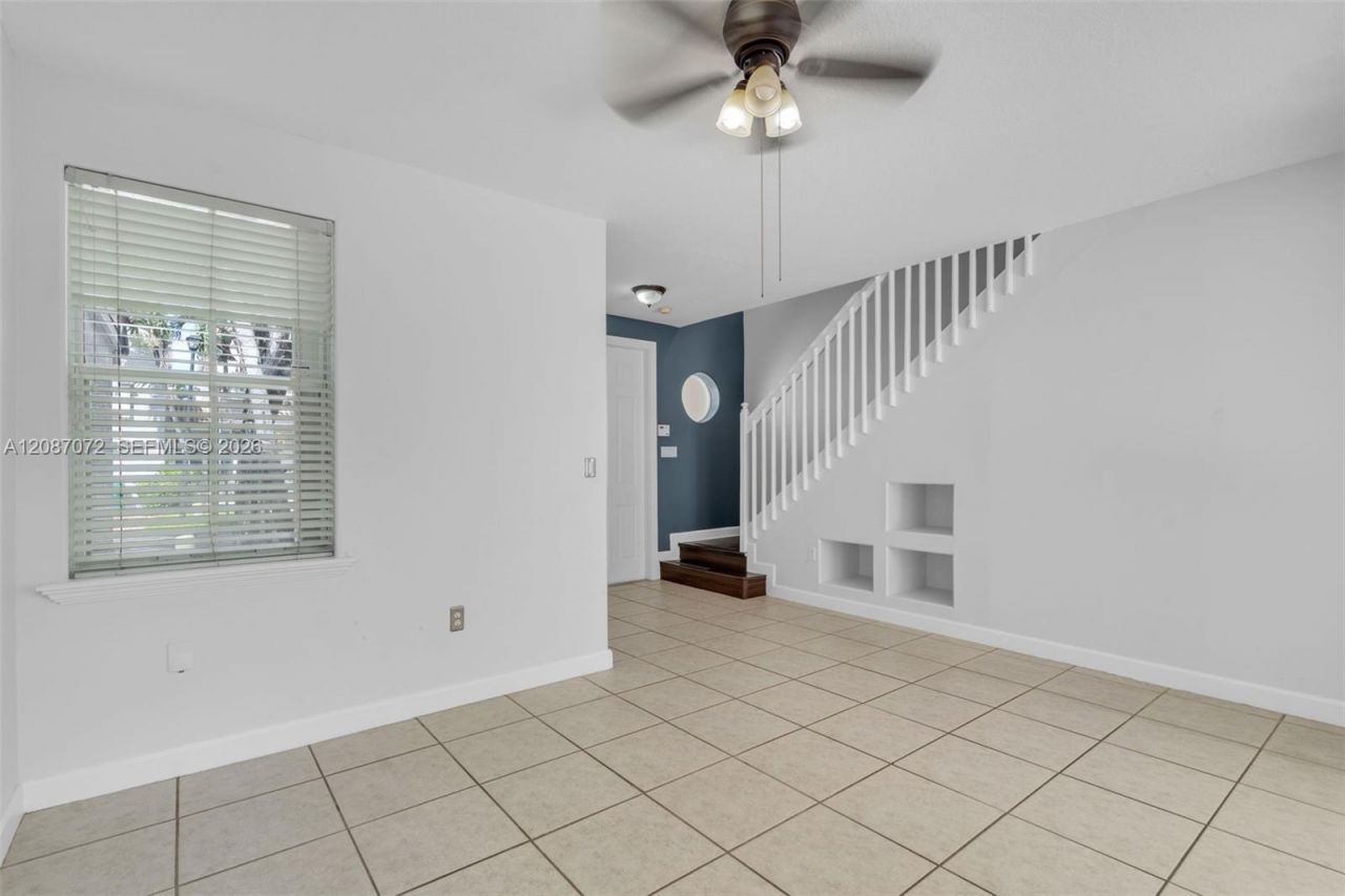 4873 NW 107th Path, Doral, FL 33178 Photo