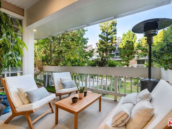 4338 Redwood Avenue, Unit B213, Marina Del Rey, CA 90292