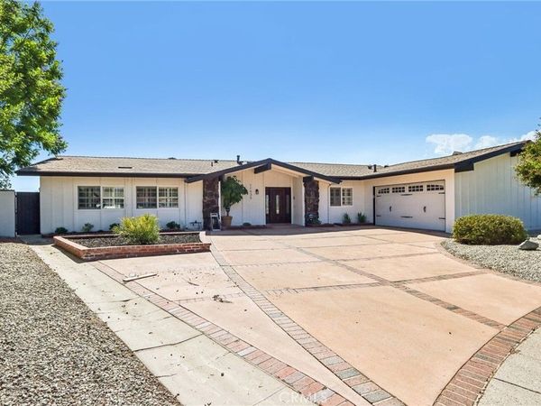 11535 Encino Avenue, Granada Hills, CA 91344